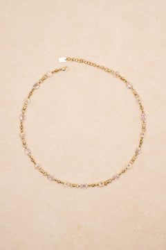 Collier Nola